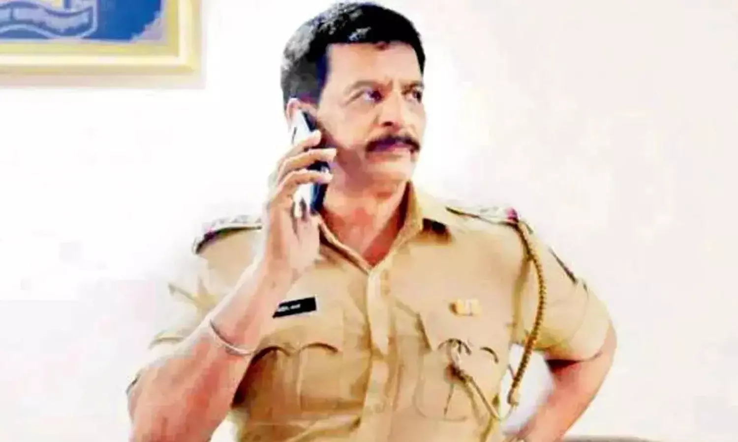 Pradeep Rameshwar Sharma mumbai police