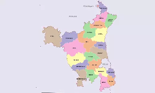 ആം ആദ്മിയെ കൂട്ടുപിടിച്ച് കോൺഗ്രസ്; ഹരിയാനയിൽ പുതിയ തന്ത്രവുമായി ബി.ജെ.പി ആം ആദ്മിയെ കൂട്ടുപിടിച്ച് കോൺഗ്രസ്; ഹരിയാനയിൽ പുതിയ തന്ത്രവുമായി ബി.ജെ.പി