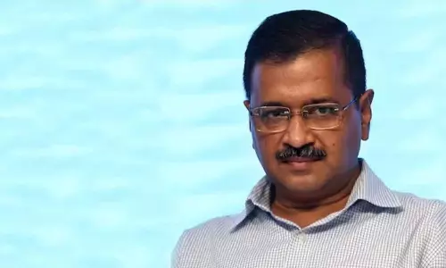 കേജ്രിവാളിന്റെ ഹരജിയിൽ ഇ.ഡിയോട് മറുപടി തേടി ഡൽഹി ഹൈക്കോടതി കേജ്രിവാളിന്റെ ഹരജിയിൽ ഇ.ഡിയോട് മറുപടി തേടി ഡൽഹി ഹൈക്കോടതി