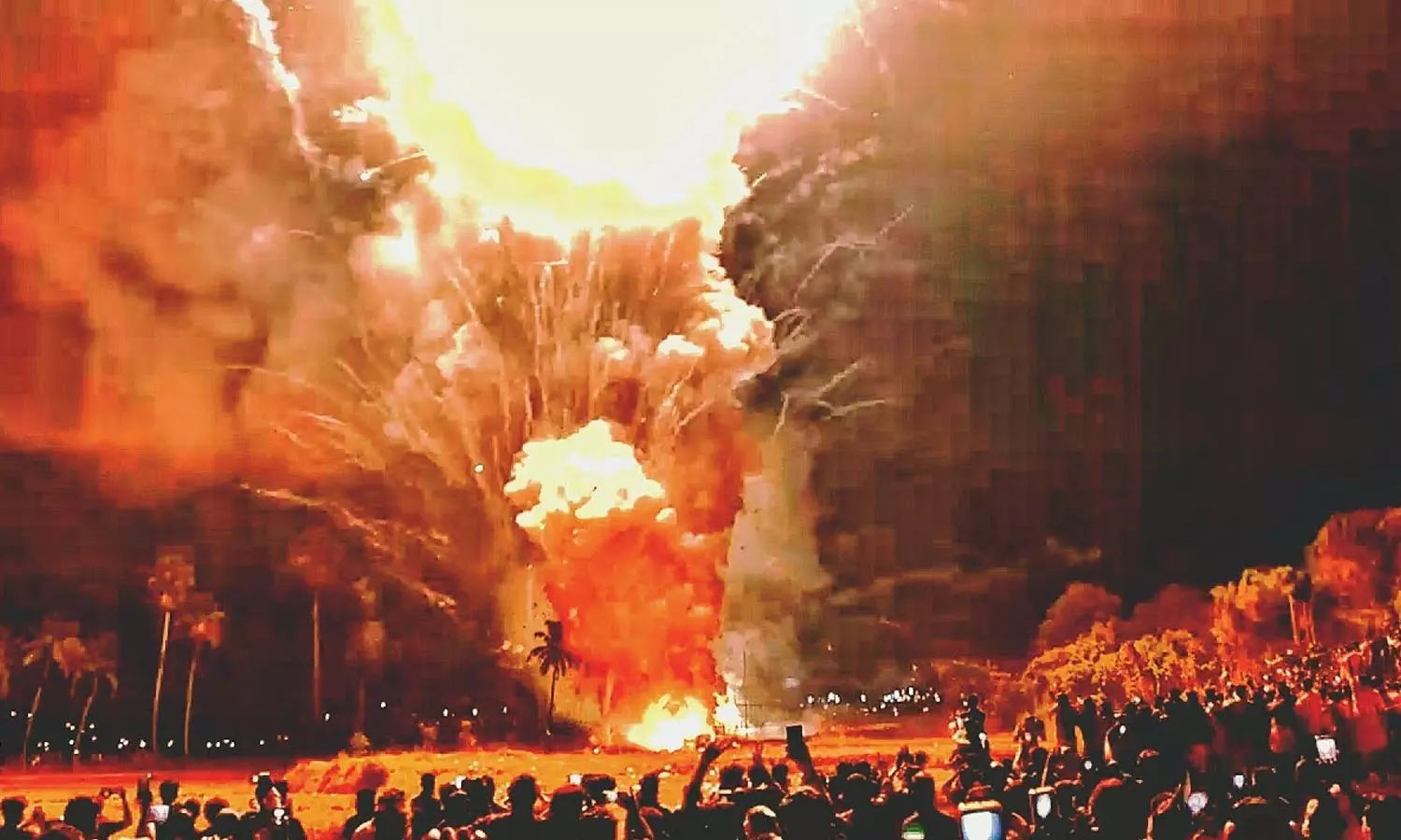 nenmara vallangi vela