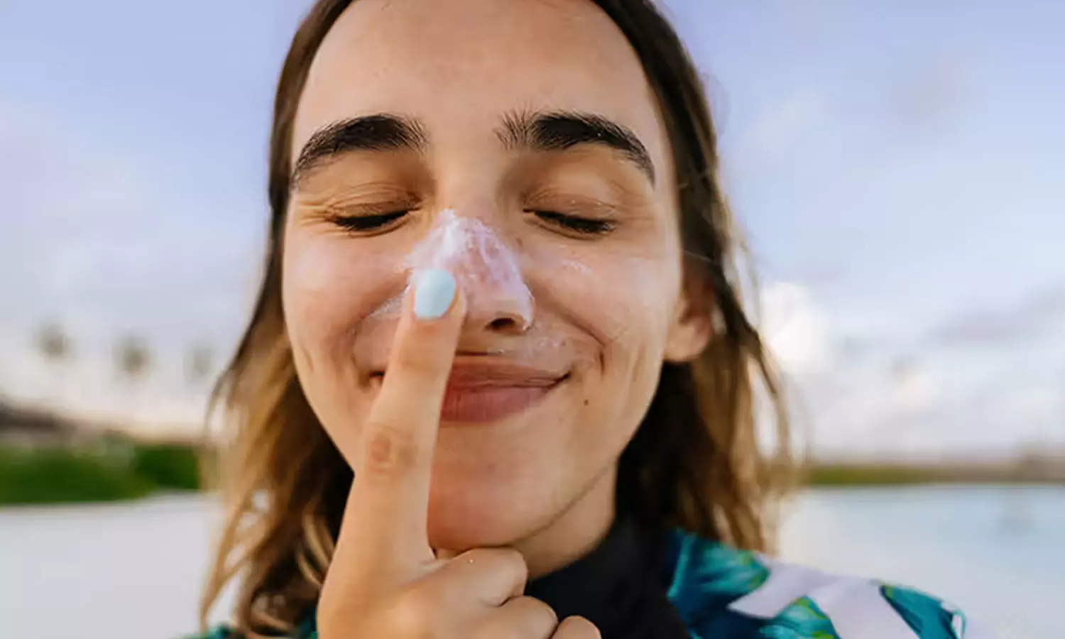 വെറുതെ പുരട്ടിയാല് പോരാ; സണ്സ്ക്രീന് ഉപയോഗിക്കുന്നവര് ഇതെല്ലാം അറിയണം വെറുതെ പുരട്ടിയാല് പോരാ; സണ്സ്ക്രീന് ഉപയോഗിക്കുന്നവര് ഇതെല്ലാം അറിയണം