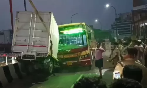 edappal over bridge accident edappal over bridge accident