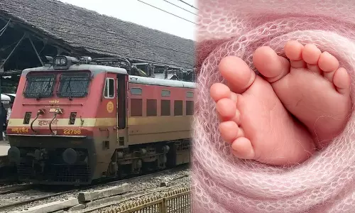 യാത്രക്കിടെ പ്രസവം; കുഞ്ഞിന് ട്രെയിനിന്റെ പേരിട്ട് ദമ്പതികൾ