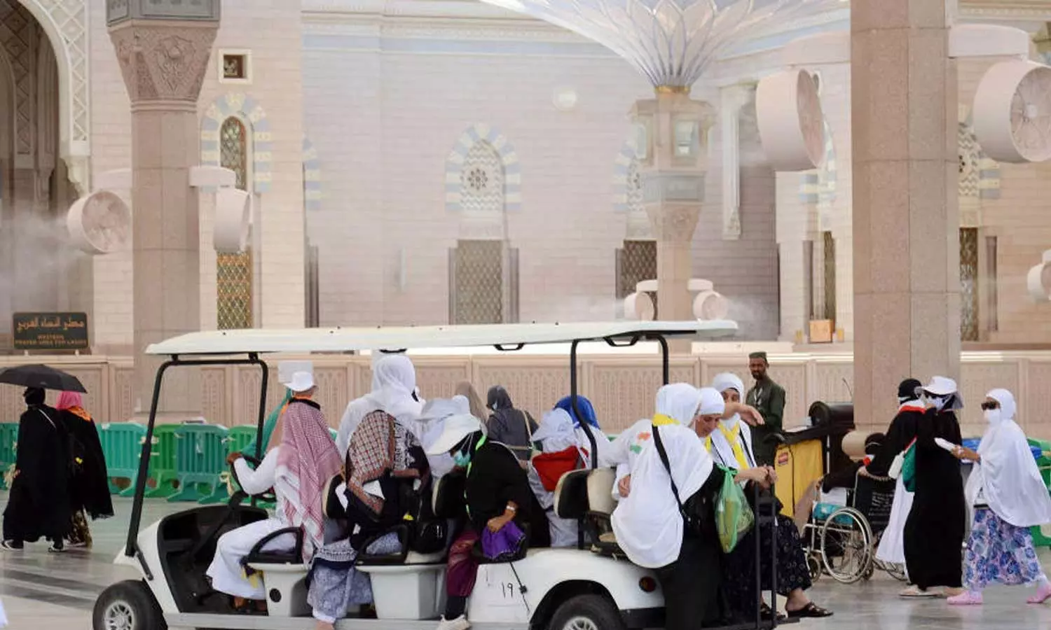 ഉംറക്കെത്തുന്നവർക്ക് ഇനി മുതൽ ഗോൾഫ് കാർട്ടുകളുടെ സേവനവും ലഭ്യമാകും ഉംറക്കെത്തുന്നവർക്ക് ഇനി മുതൽ ഗോൾഫ് കാർട്ടുകളുടെ സേവനവും ലഭ്യമാകും