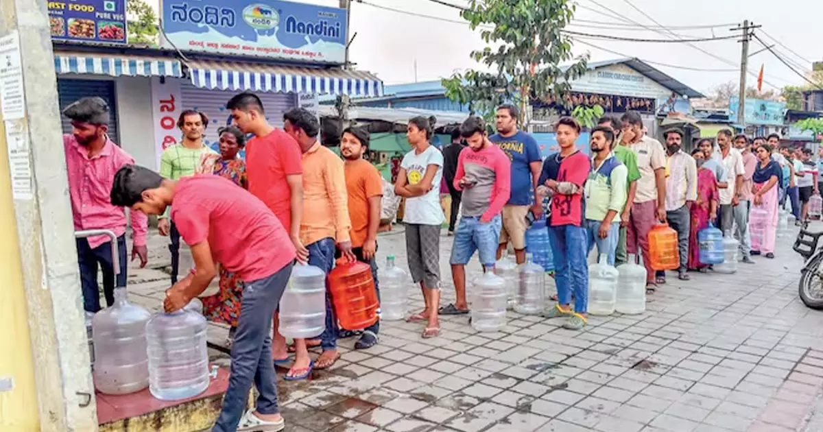 1.10 lakh fined for 22 families who misused drinking water in Bengaluru 1.10 lakh fined for 22 families who misused drinking water in Bengaluru