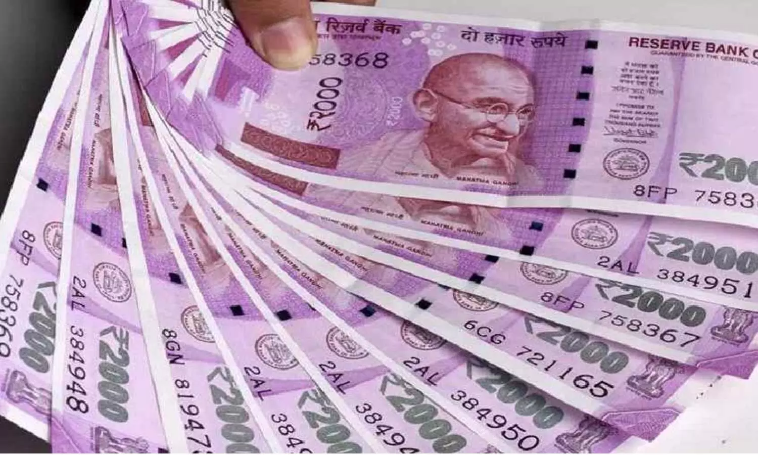 2000 RS notes representative image