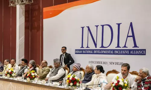 മഹാരാഷ്ട്ര സീറ്റ് വിഭജന തർക്കം;  ഇൻഡ്യ മുന്നണിയിലെ പ്രതിസന്ധി രൂക്ഷമായി