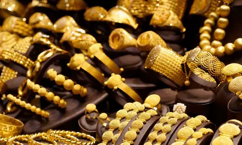 സ്വർണവിലയിൽ വൻ കുതിപ്പ്; പവന് അരലക്ഷം കടന്നു