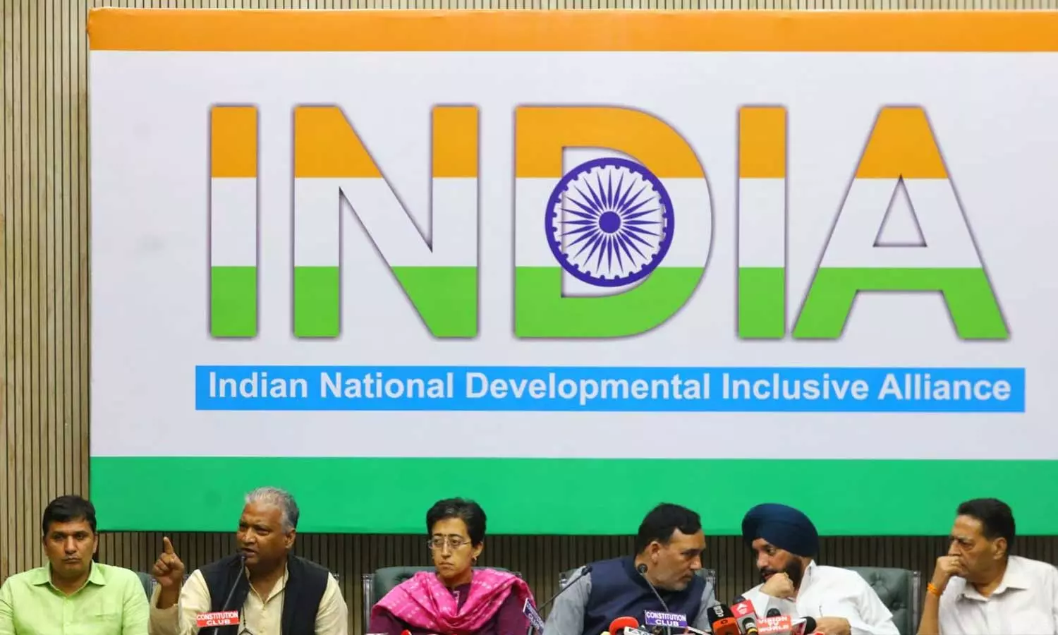 പ്രതിപക്ഷ പാർട്ടികൾക്ക് ആദായനികുതി നോട്ടീസ്; പ്രതിഷേധം കടുപ്പിക്കാനൊരുങ്ങി ഇൻഡ്യാ മുന്നണി പ്രതിപക്ഷ പാർട്ടികൾക്ക് ആദായനികുതി നോട്ടീസ്; പ്രതിഷേധം കടുപ്പിക്കാനൊരുങ്ങി ഇൻഡ്യാ മുന്നണി