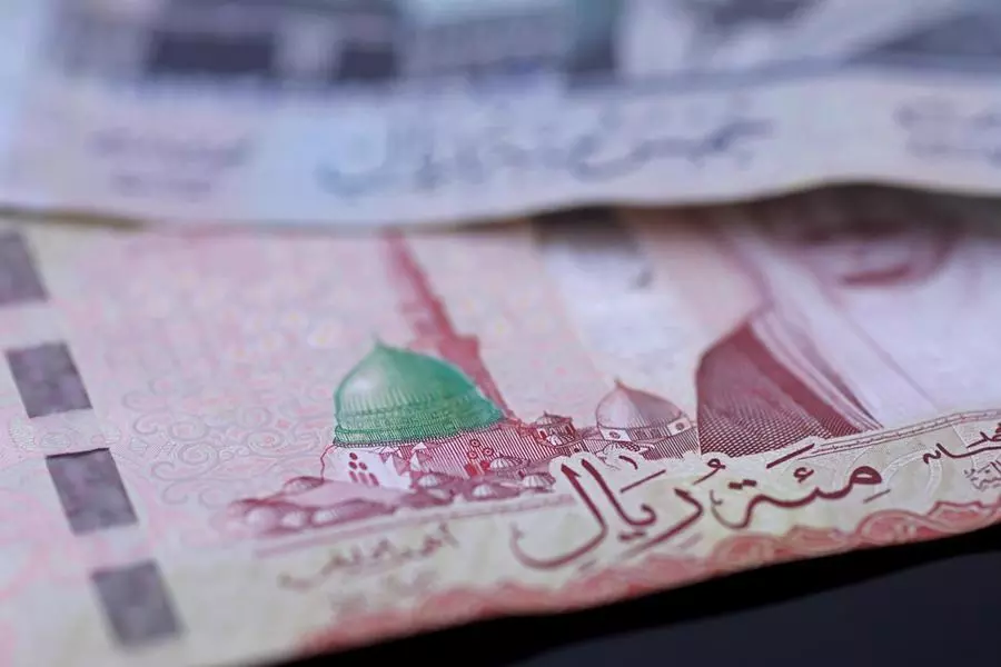 Declining Trend: Expatriate Remittances in Saudi Arabia Witness 10.41% Drop, Hitting Lowest Average in Five Years