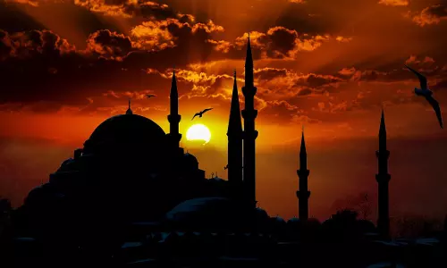 Minister of Islamic Affairs Directs Unified Timing for Eid Al-Fitr Prayers and Emphasizes Preparations Minister of Islamic Affairs Directs Unified Timing for Eid Al-Fitr Prayers and Emphasizes Preparations