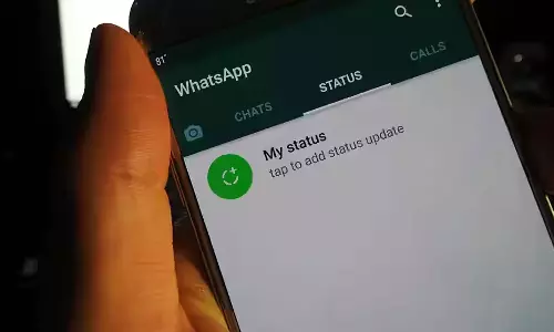 WhatsApp Status,Wife Announces Reward Kill Her Husband,Wife Announces Reward,Wife Announces Reward,വാട്സ്ആപ്പ് സ്റ്റാറ്റസ്, ഭാര്യക്കെതിരെ കേസ്,ആഗ്ര പൊലീസ്, പാരിതോഷികം പ്രഖ്യാപിച്ച് ഭര്‍ത്താവ്
