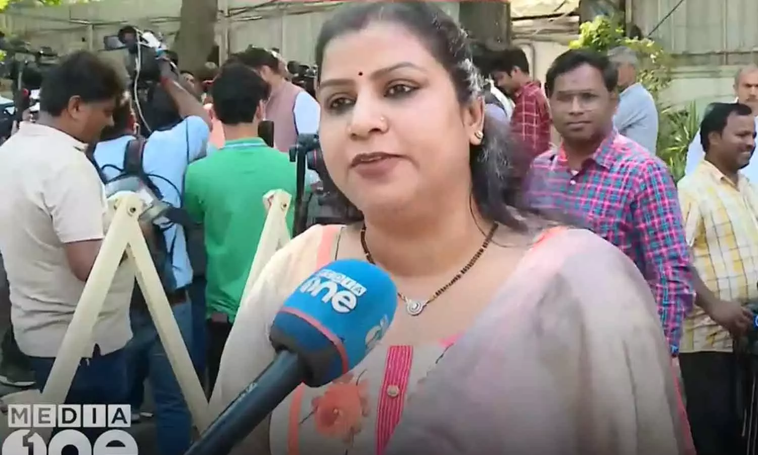 Delhi MLAs met Sunitha Kejriwal