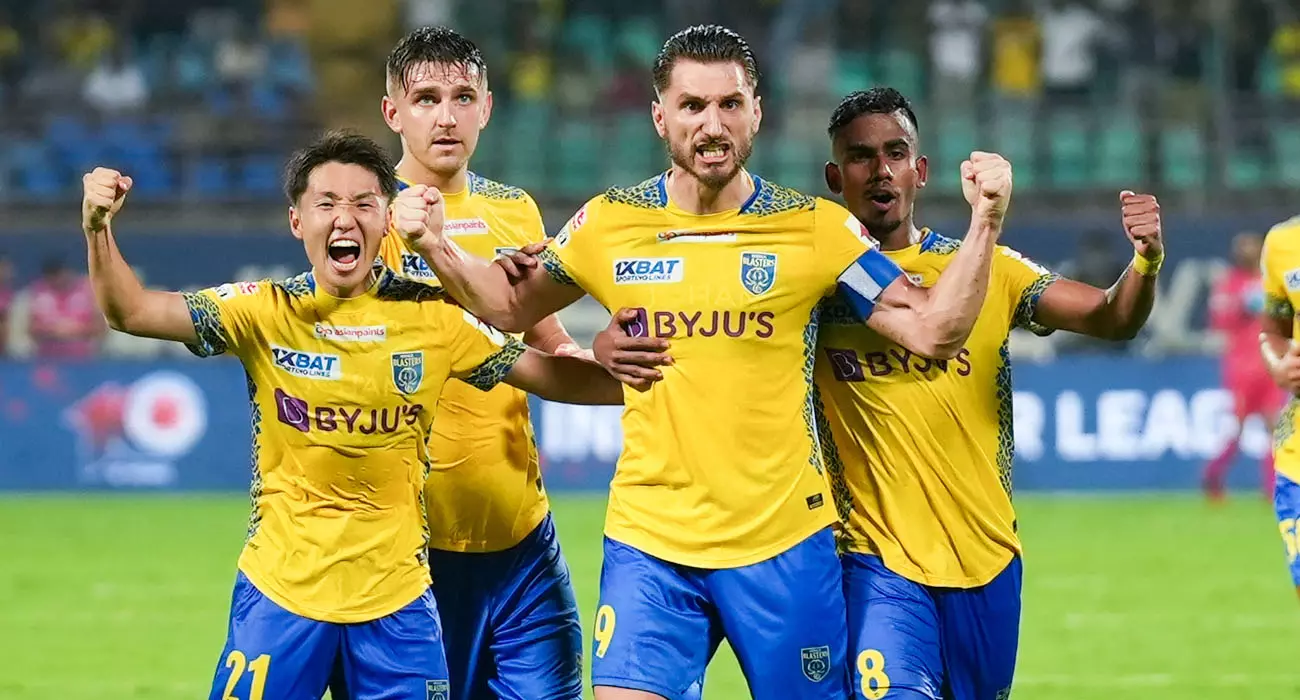 ഇനി കളിമാറും; പ്ലേഓഫ് ഉറപ്പിച്ച് ബ്ലാസ്റ്റേഴ്‌സ്,തുടർച്ചയായി മൂന്നാം സീസണിലും നേട്ടം