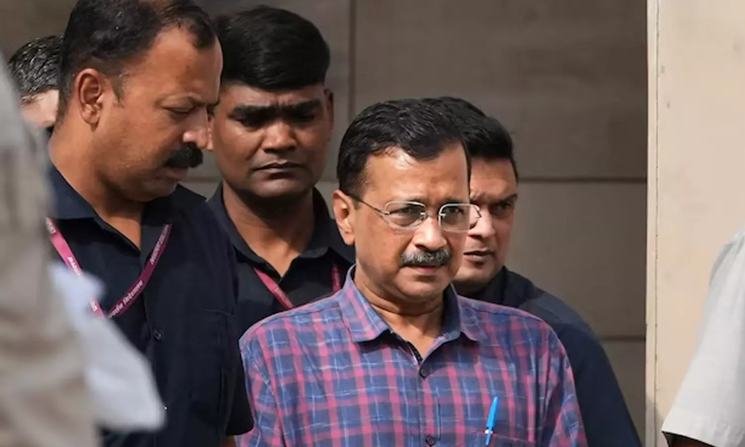 ഡൽഹി മദ്യനയ അഴിമതിക്കേസ്; കെജ്രിവാളിന്റെ ഹരജിയിൽ ഡൽഹി ഹൈക്കോടതി ഇന്ന് വിധി പറയും ഡൽഹി മദ്യനയ അഴിമതിക്കേസ്; കെജ്രിവാളിന്റെ ഹരജിയിൽ ഡൽഹി ഹൈക്കോടതി ഇന്ന് വിധി പറയും