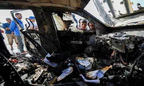 വേൾഡ്​ സെൻട്രൽ കിച്ചണിന്റെ സന്നദ്ധ സംഘടന പ്രവർത്തകരെ കൊലപ്പെടുത്തിയ ഇസ്രാ​യേൽ നടപടിക്കെതിരെ വ്യാപക പ്രതിഷേധം