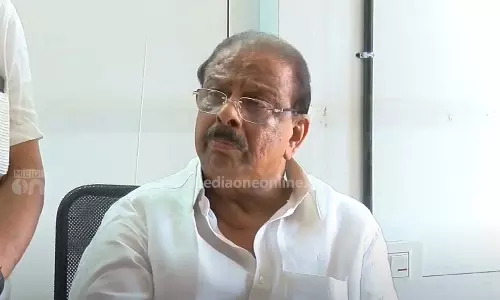 എസ്.ഡി.പി.ഐയുമായി ചർച്ച നടത്തിയിട്ടില്ല; ആര് വോട്ടുചെയ്താലും കോൺഗ്രസ് സ്വീകരിക്കുമെന്ന് കെ.സുധാകരൻ എസ്.ഡി.പി.ഐയുമായി ചർച്ച നടത്തിയിട്ടില്ല; ആര് വോട്ടുചെയ്താലും കോൺഗ്രസ് സ്വീകരിക്കുമെന്ന് കെ.സുധാകരൻ