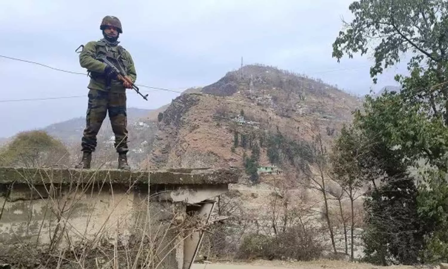 പൂഞ്ചിൽ  കസ്റ്റഡിയിലെടുത്ത യുവാക്കൾ കൊല്ലപ്പെട്ട സംഭവം; ഗുരുതര വീഴ്ചയെന്ന് സൈനിക അന്വേഷണ റിപ്പോർട്ട്