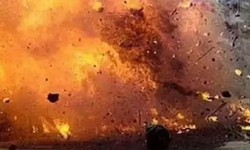 Kannur,bomb Blast ,CPM workers injured,bomb making  Kannur, Kannurbomb Blast,breaking news malayalam,ബോംബ് സ്ഫോടനം,സിപിഎം പ്രവര്‍ത്തകര്‍ക്ക് പരിക്ക്,