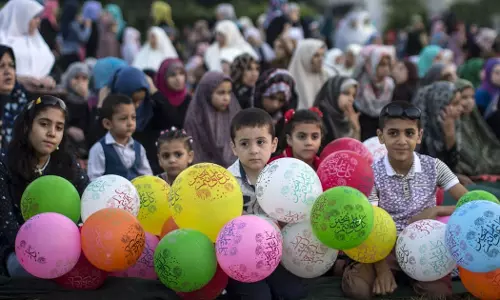Dubai Roads and Transport Authority (RTA) will provide Eid clothes, Eidiya (Eid money) and recreational Tour to orphans and differently-abled students in Dubai.