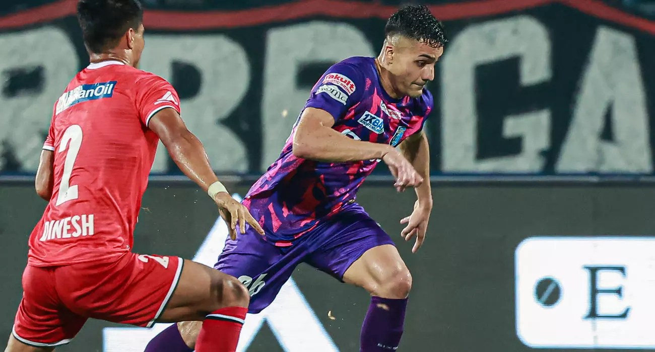 കളിമറന്ന് വീണ്ടും ബ്ലാസ്റ്റേഴ്‌സ്; നോർത്ത് ഈസ്റ്റിനോടും തോൽവി