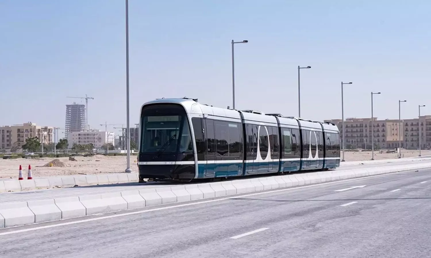 ലുസൈലിൽ ട്രാം സർവീസ് വിപുലീകരിച്ചു; വാഹന-കാൽനട യാത്രക്കാർക്ക് ജഗ്രതാ നിർദേശവുമായി അധികൃതർ