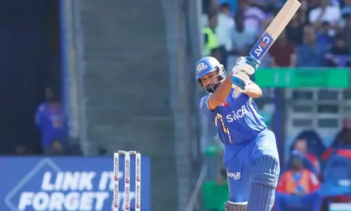 250 ട്വന്റി 20 കളിക്കുന്ന ആദ്യ ഇന്ത്യൻ താരം; ഒറ്റ മാച്ചിൽ രോഹിത് നേടിയത് നാല് റെക്കോർഡുകൾ