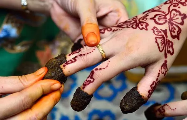 ബാല്യത്തിലേക്കു പിച്ചവെച്ചു പോകുന്നു ഓര്‍മകളിലെ പെരുന്നാള്‍