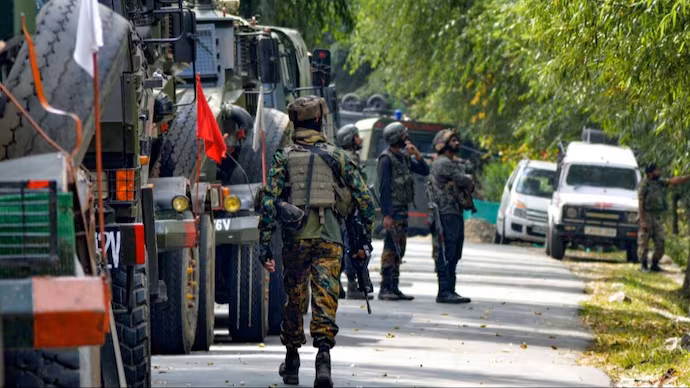 The gunfight occurred in Jammu and Kashmirs Pulwama district The gunfight occurred in Jammu and Kashmirs Pulwama district