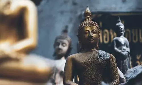 ഹിന്ദുമതത്തിൽ നിന്ന് ബുദ്ധമതത്തിലേക്ക് മാറാൻ മുൻകൂർ അനുമതി വേണമെന്ന് ഗുജറാത്ത് സർക്കാർ