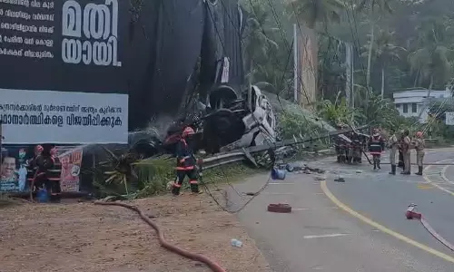 കൊട്ടാരക്കരയിൽ ഗ്യാസ് ടാങ്കർ ലോറി മറിഞ്ഞു; എം.സി റോഡിൽ ഗതാഗത നിയന്ത്രണം