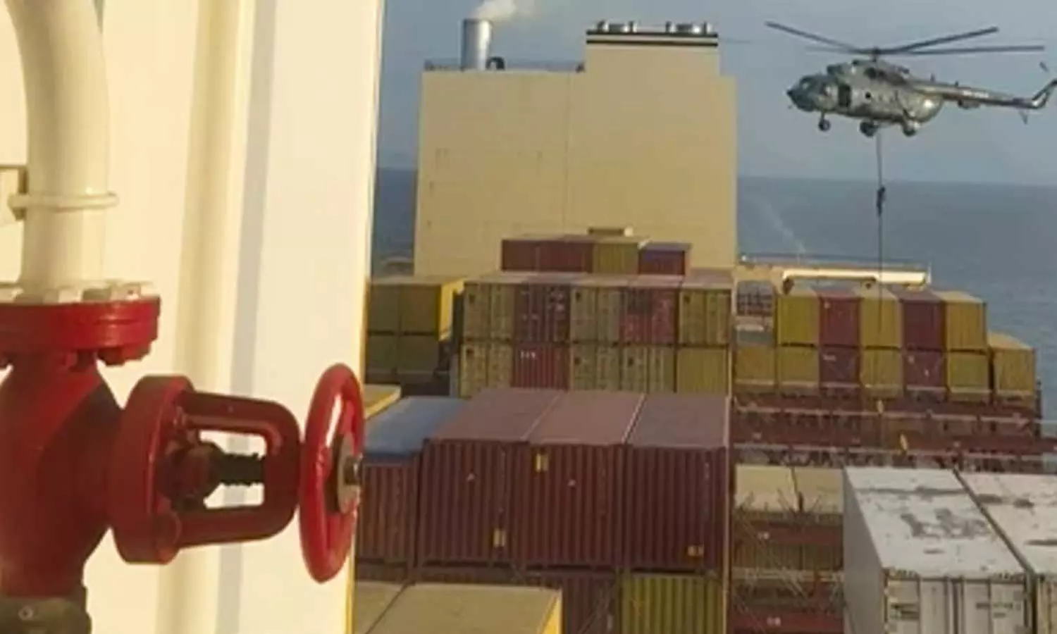 പിടിച്ചെടുത്ത ഇസ്രായേൽ കപ്പലിലെ ജീവനക്കാരെ കാണാൻ ഇന്ത്യൻ ഉദ്യോഗസ്ഥരെ അനുവദിക്കുമെന്ന് ഇറാൻ പിടിച്ചെടുത്ത ഇസ്രായേൽ കപ്പലിലെ ജീവനക്കാരെ കാണാൻ ഇന്ത്യൻ ഉദ്യോഗസ്ഥരെ അനുവദിക്കുമെന്ന് ഇറാൻ