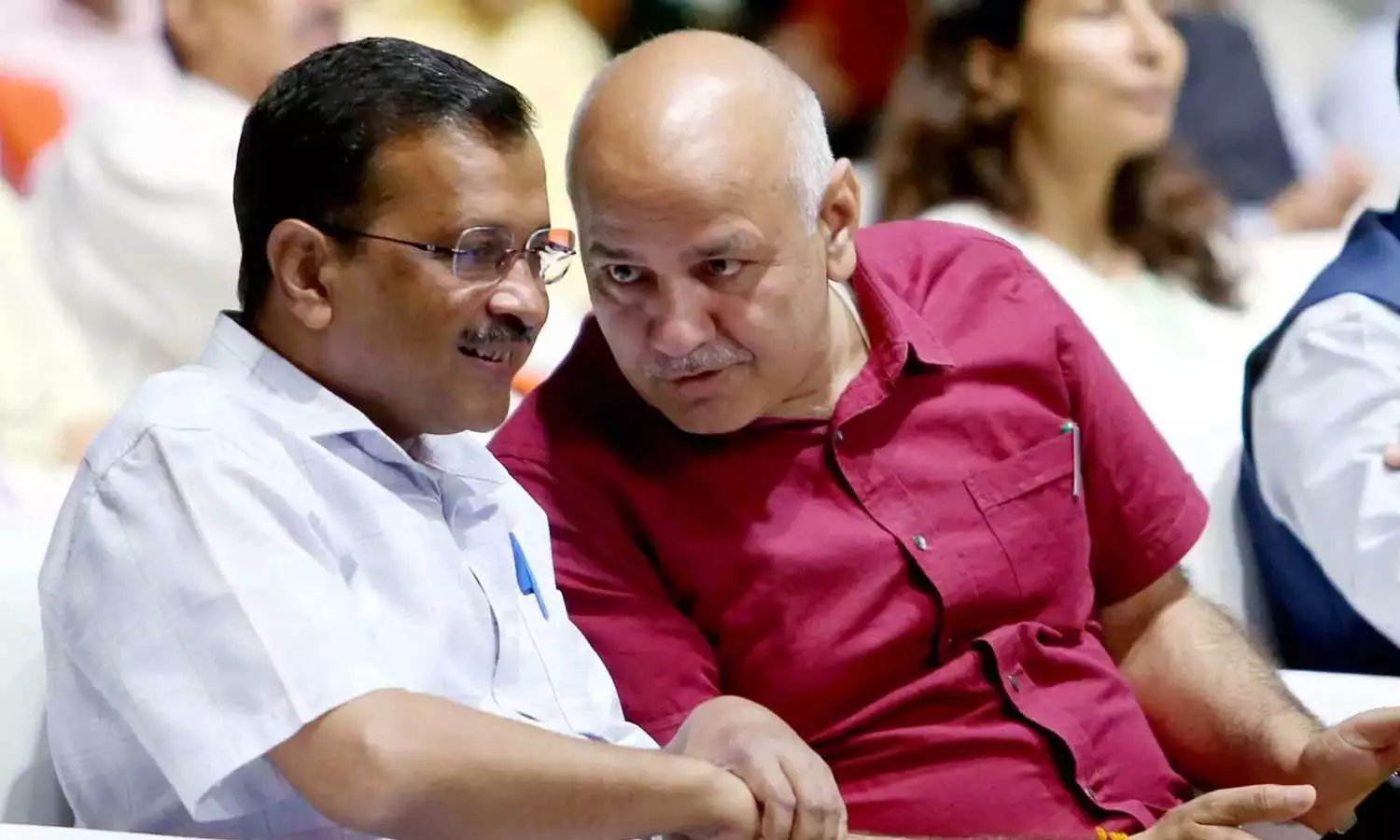 LS Polls 2024: Arvind Kejriwal and Manish Sisodia, who are in jail, and Sunita Kejriwal included in AAPs star campaigners list in Gujarat, Elections 2024, Lok Sabha 2024 LS Polls 2024: Arvind Kejriwal and Manish Sisodia, who are in jail, and Sunita Kejriwal included in AAPs star campaigners list in Gujarat, Elections 2024, Lok Sabha 2024