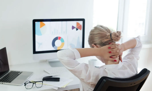 Desk Job,desk job health risks, desk job with long hours, health news,ദീര്‍ഘനേരം ഇരുന്ന് ജോലി ചെയ്യുന്നവര്‍,ഡെസ്ക് ജോലി,