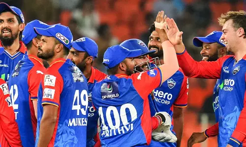 എല്ലാം പെട്ടെന്നായിരുന്നു; ഗുജറാത്തിനെതിരെ ഡൽഹിക്ക് ആറു വിക്കറ്റ് ജയം