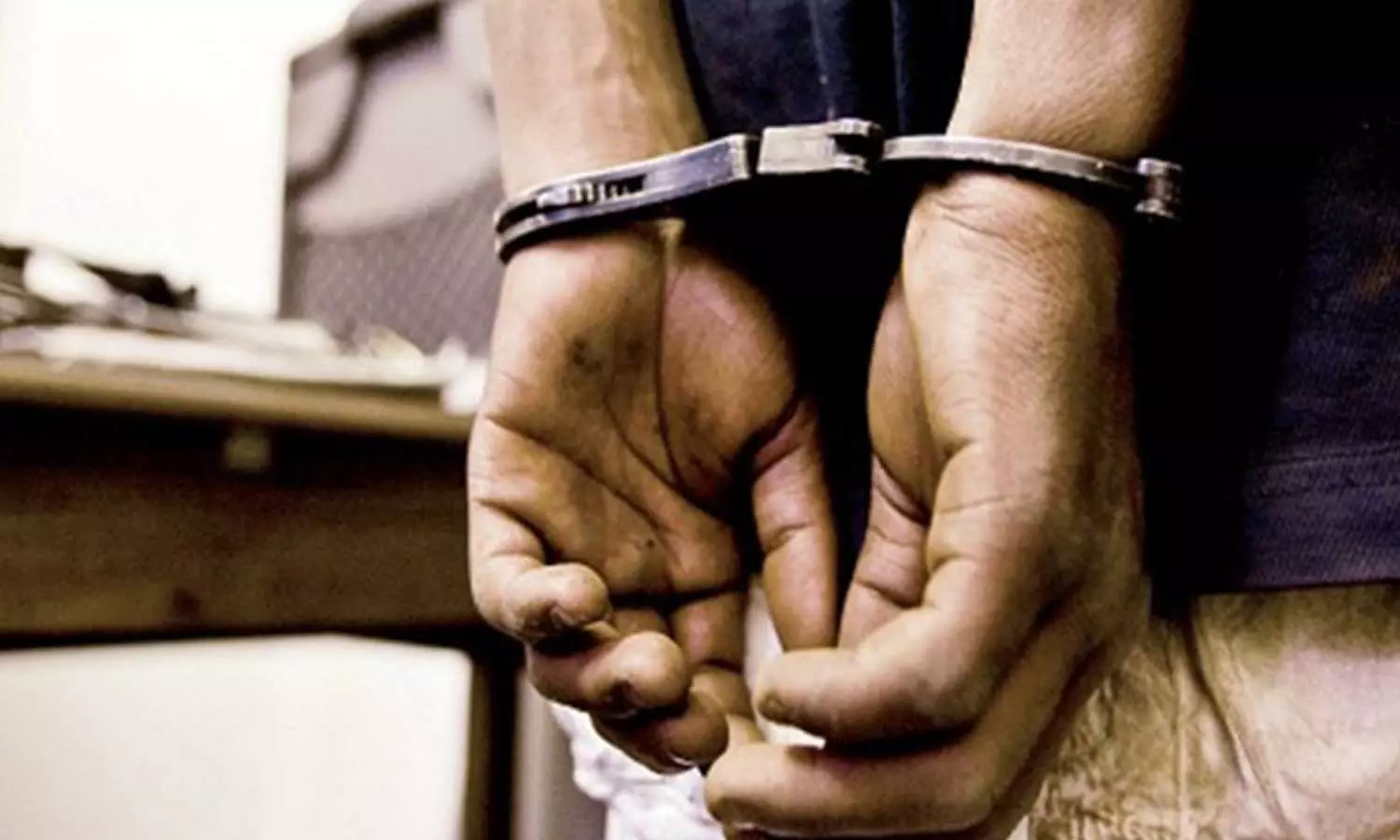 വിനോദ സഞ്ചാരിയായ വിദേശവനിതയെ പീഡിപ്പിച്ചെന്ന് പരാതി; തമിഴ്നാട് സ്വദേശി പിടിയിൽ വിനോദ സഞ്ചാരിയായ വിദേശവനിതയെ പീഡിപ്പിച്ചെന്ന് പരാതി; തമിഴ്നാട് സ്വദേശി പിടിയിൽ