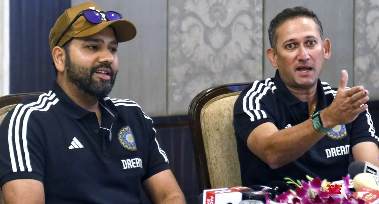 ഞാനാരെയും കണ്ടിട്ടില്ല, അതെല്ലാം വെറും കെട്ടുകഥ; ട്വന്റി 20 ലോകകപ്പ് അഭ്യൂഹങ്ങൾ തള്ളി രോഹിത് ഞാനാരെയും കണ്ടിട്ടില്ല, അതെല്ലാം വെറും കെട്ടുകഥ; ട്വന്റി 20 ലോകകപ്പ് അഭ്യൂഹങ്ങൾ തള്ളി രോഹിത്