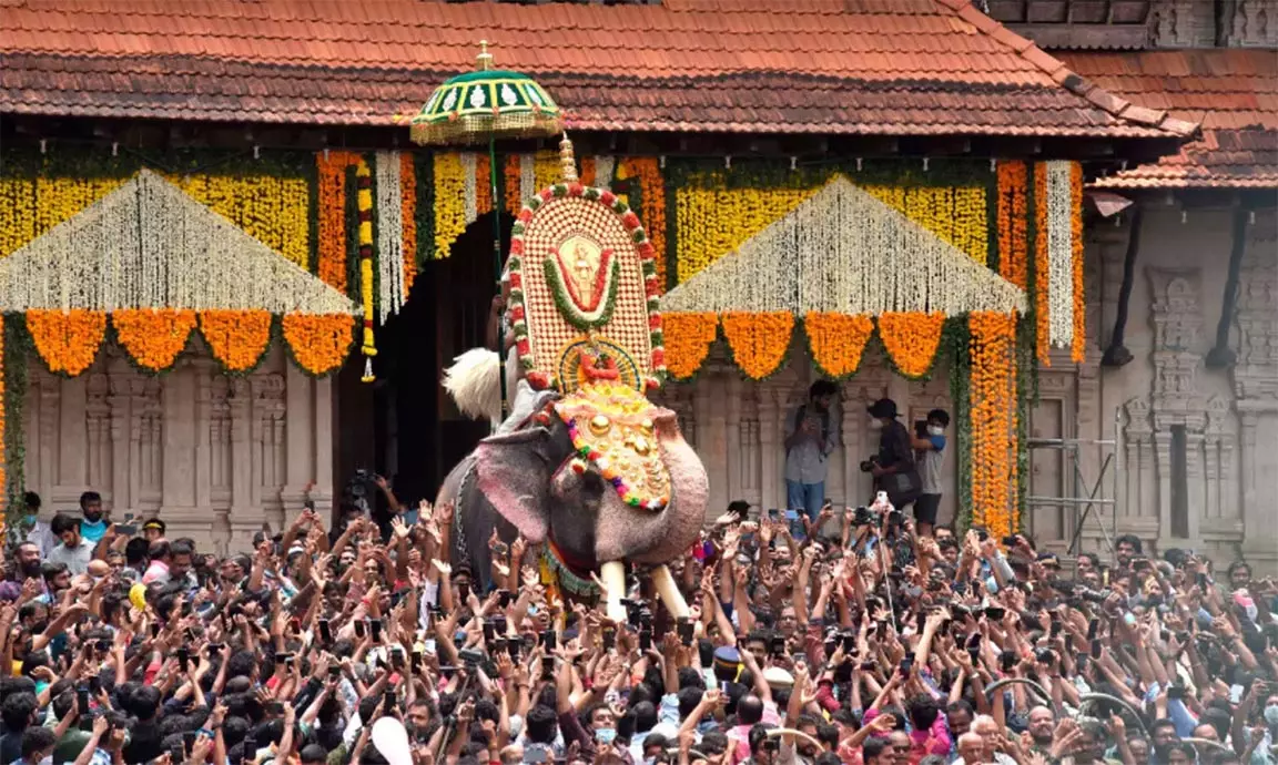 തൃശൂര്‍ പൂരം ഗൈഡ്