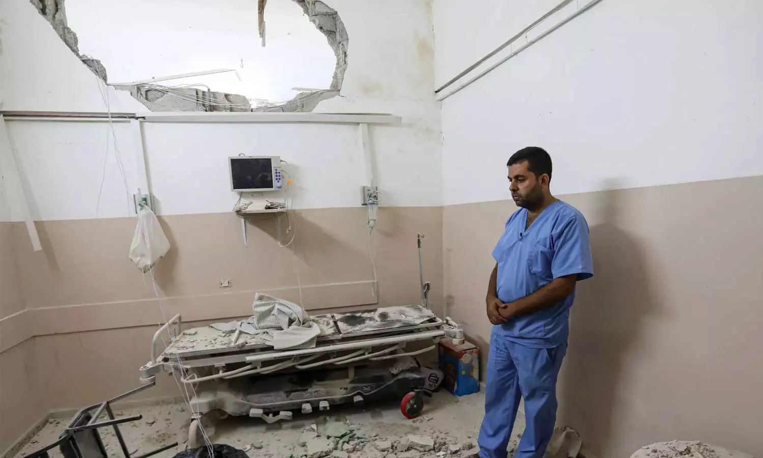 ഇസ്രായേൽ ക്രൂരത വെളിപ്പെടുത്തി അൽ നസർ ആശുപത്രിയിലെ കുഴിമാടം; സ്ത്രീകളുടെതും കുട്ടികളുടെതുമടക്കം 150- ലേറെ മൃതദേഹങ്ങൾ കണ്ടെടുത്തു ഇസ്രായേൽ ക്രൂരത വെളിപ്പെടുത്തി അൽ നസർ ആശുപത്രിയിലെ കുഴിമാടം; സ്ത്രീകളുടെതും കുട്ടികളുടെതുമടക്കം 150- ലേറെ മൃതദേഹങ്ങൾ കണ്ടെടുത്തു