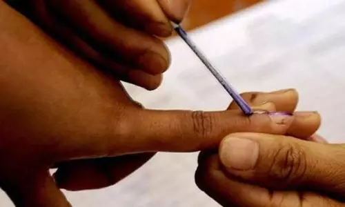 Fake vote in Pathanamthitta; The FIR said that the Congress member and BLO had conspired Fake vote in Pathanamthitta; The FIR said that the Congress member and BLO had conspired