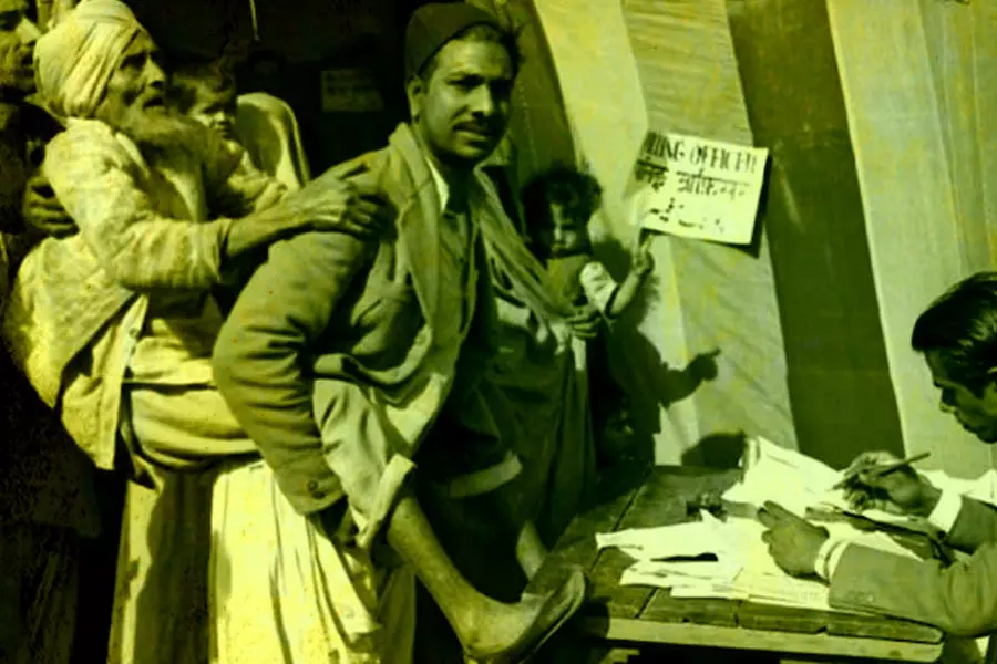 ദ്വയാംഗത്വം. ത്രയാംഗത്വം, ആദ്യ ലോക്ശബ തെരഞ്ഞെടുപ്പ്, ആദ്യ പൊതു തെരഞ്ഞെടുപ്പ് ചരിത്രം