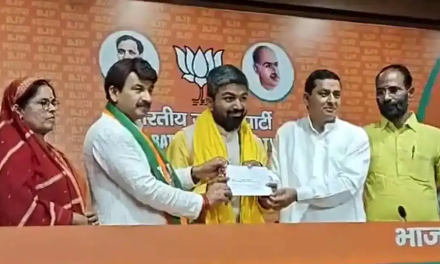 Bihar YouTuber Manish Kashyap, Arrested Over Fake Migrants Attack Video, Joins BJP