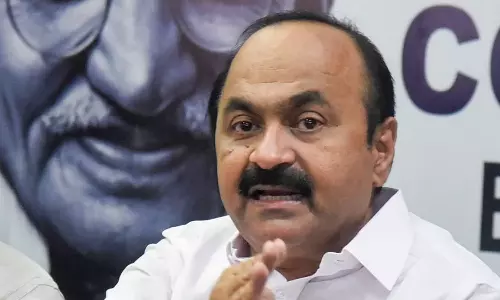 LDF convenor E.P. Jayarajan, E.P. Jayarajan meeting BJP’s Prakash Javadekar,Election2024,LokSabha2024,latest malayalam news,ലോക്സഭാ തെരഞ്ഞെടുപ്പ്,മുഖ്യമന്ത്രിക്കെതിരെ വിഡി സതീശന്, തെരഞ്ഞെടുപ്പ് വാര്ത്തകള്,പ്രകാശ് ജാവഡേക്കര് LDF convenor E.P. Jayarajan, E.P. Jayarajan meeting BJP’s Prakash Javadekar,Election2024,LokSabha2024,latest malayalam news,ലോക്സഭാ തെരഞ്ഞെടുപ്പ്,മുഖ്യമന്ത്രിക്കെതിരെ വിഡി സതീശന്, തെരഞ്ഞെടുപ്പ് വാര്ത്തകള്,പ്രകാശ് ജാവഡേക്കര്