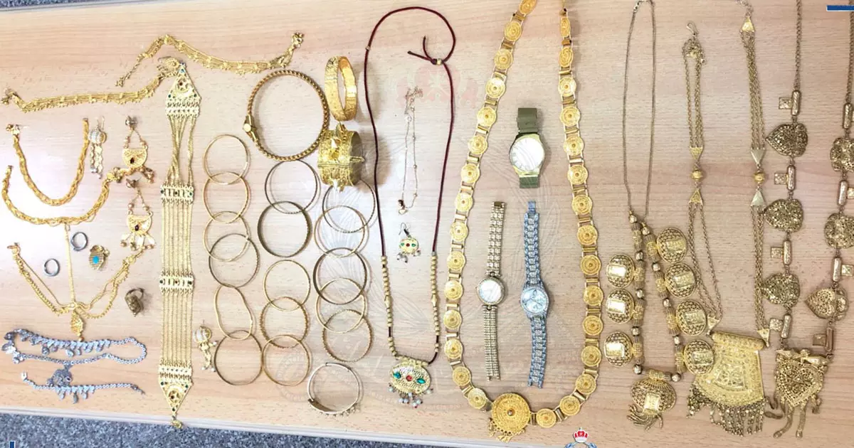 Seven expatriates arrested for stealing houses in Oman