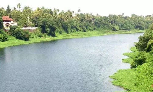 Three people drowned in Kollam,latest malayalam news, കൊല്ലത്ത്  മൂന്നുപേർ മുങ്ങി മരിച്ചു
