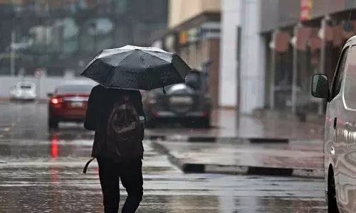 UAE Weather: Abu Dhabi Emergency, Crises And Disaster Management Team Holds Meeting