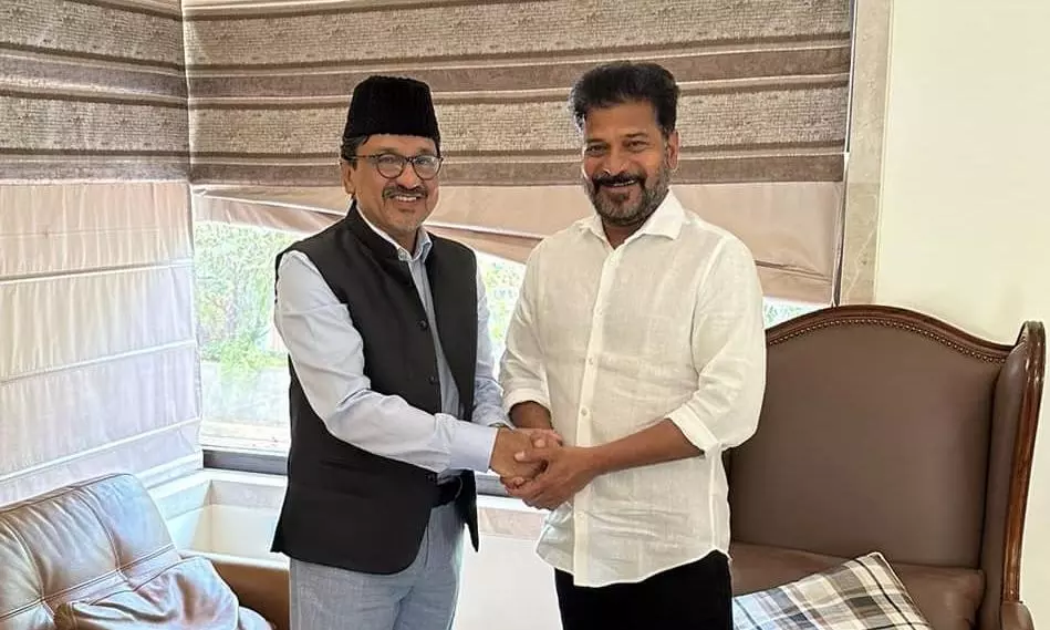 Revanth Reddy with sadik ali thangal