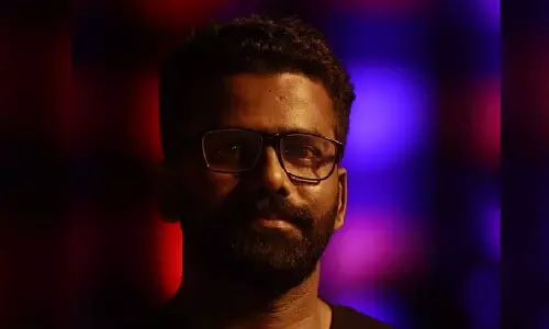 എ.വി.മുകേഷ്; വാർത്തയുടെ രക്തസാക്ഷി