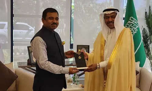 നാലു ദിവസത്തെ സൗദി  സന്ദർശനം പൂർത്തിയാക്കി കേന്ദ്ര വിദേശകാര്യ സെക്രട്ടറി മടങ്ങി