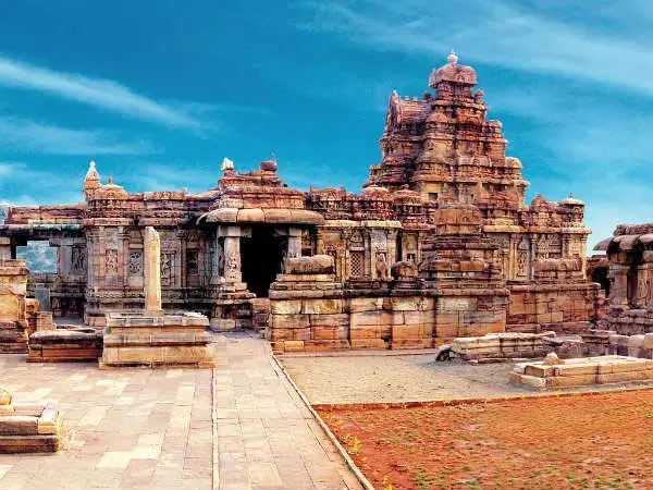 ജൈന ബസദി: കര്‍ണാടകയിലെ ക്ഷേത്രങ്ങള്‍